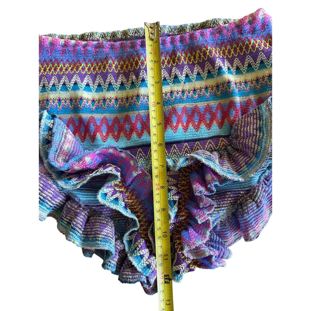 Chevron Knit Ruffle Hem Shorts Boho Festival Style Size L - Picture 5 of 6